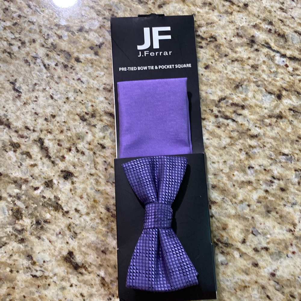 NWT JF J.Farrar 2 Pc Set Pre-Tied Bow Tie and Pocket Square Purple Micro Plaid